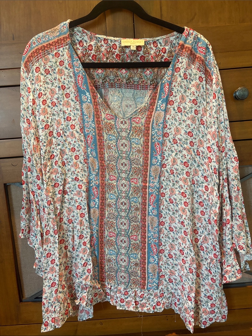 Cynthia Rowley Floral Boho V-Neck Tunic in White, Blue, Red